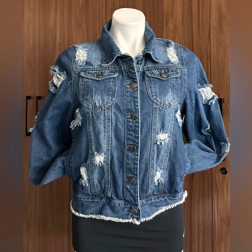 Between Us. Classic Blue Distressed Jean Jacket LARGE - Picture 5 of 16